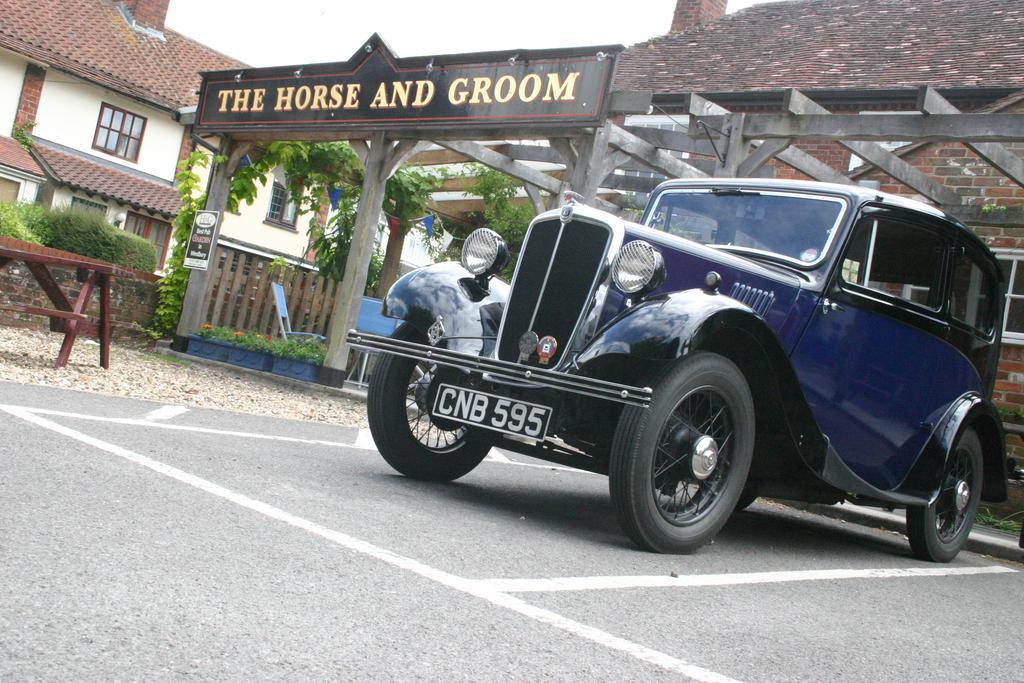 Horse & Groom B&B Westbury  Esterno foto