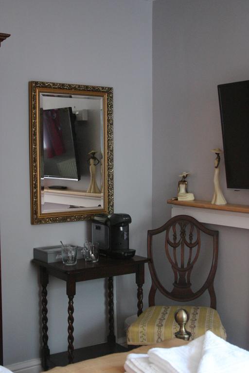 Horse & Groom B&B Westbury  Esterno foto