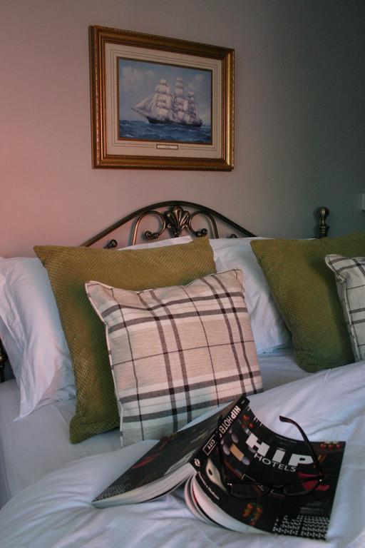 Horse & Groom B&B Westbury  Esterno foto